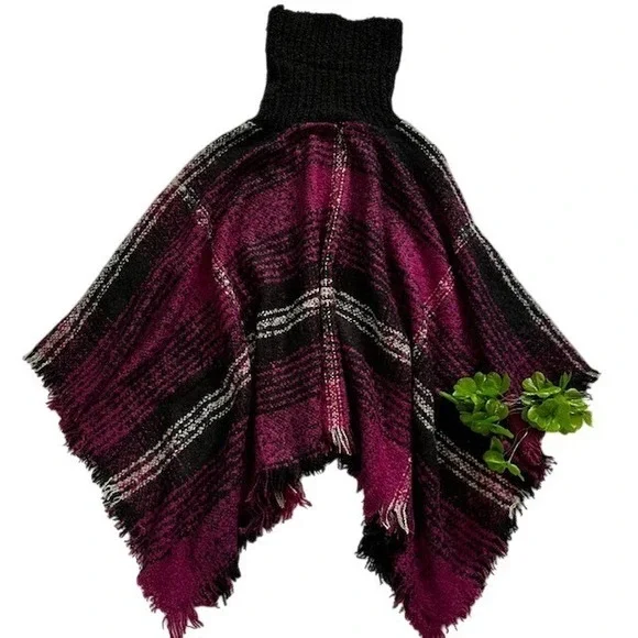Max Edition Women's Poncho L/XL Burgundy Plaid Cowl Neck Fringe Cozy Wrap casual - Picture 3 of 8